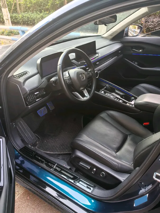 2023 Honda Accord 2.0L 148HP L4 E-CVT PHEV 17.7KWH,autocango,china used car exporter,china ev exporter,chinese used car exporter,chinese used ev exporter