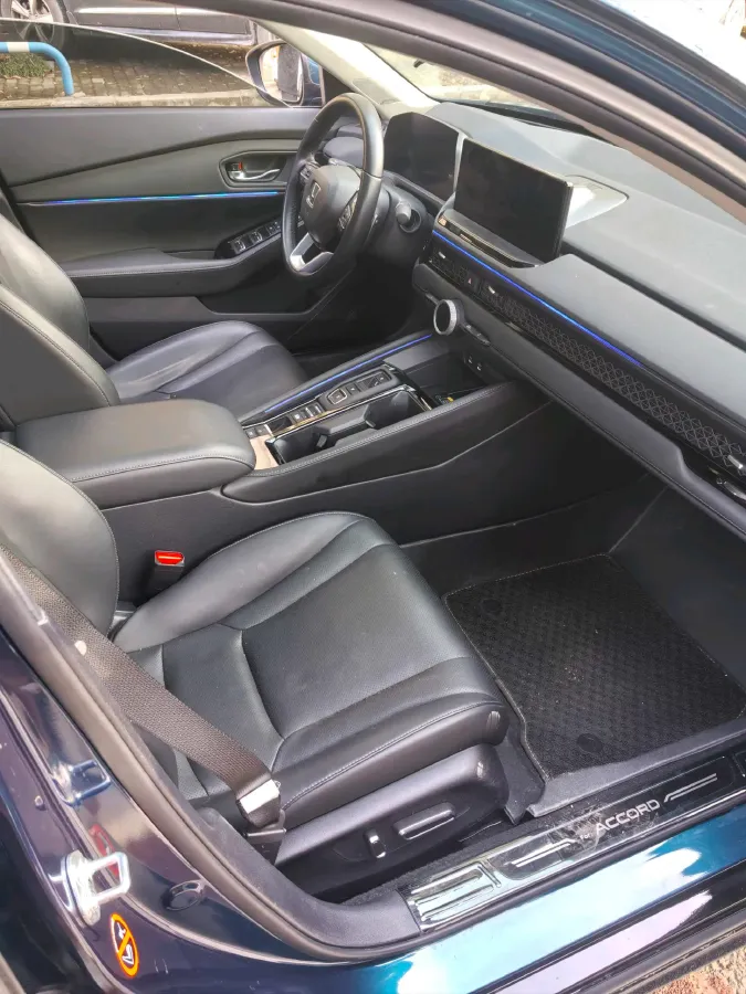 2023 Honda Accord 2.0L 148HP L4 E-CVT PHEV 17.7KWH,autocango,china used car exporter,china ev exporter,chinese used car exporter,chinese used ev exporter