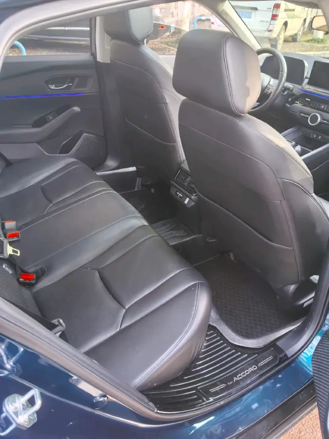 2023 Honda Accord 2.0L 148HP L4 E-CVT PHEV 17.7KWH,autocango,china used car exporter,china ev exporter,chinese used car exporter,chinese used ev exporter