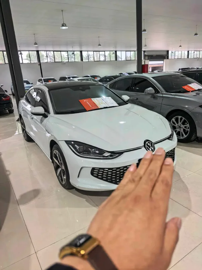 2024 Volkswagen Lamando 1.4T 150HP L4 7DCT,autocango,china used car exporter,china ev exporter,chinese used car exporter,chinese used ev exporter