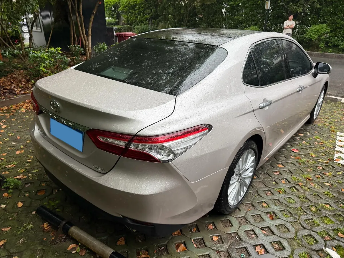 2019 Toyota Camry 2.5L 209HP L4 8AT,autocango,china used car exporter,china ev exporter,chinese used car exporter,chinese used ev exporter