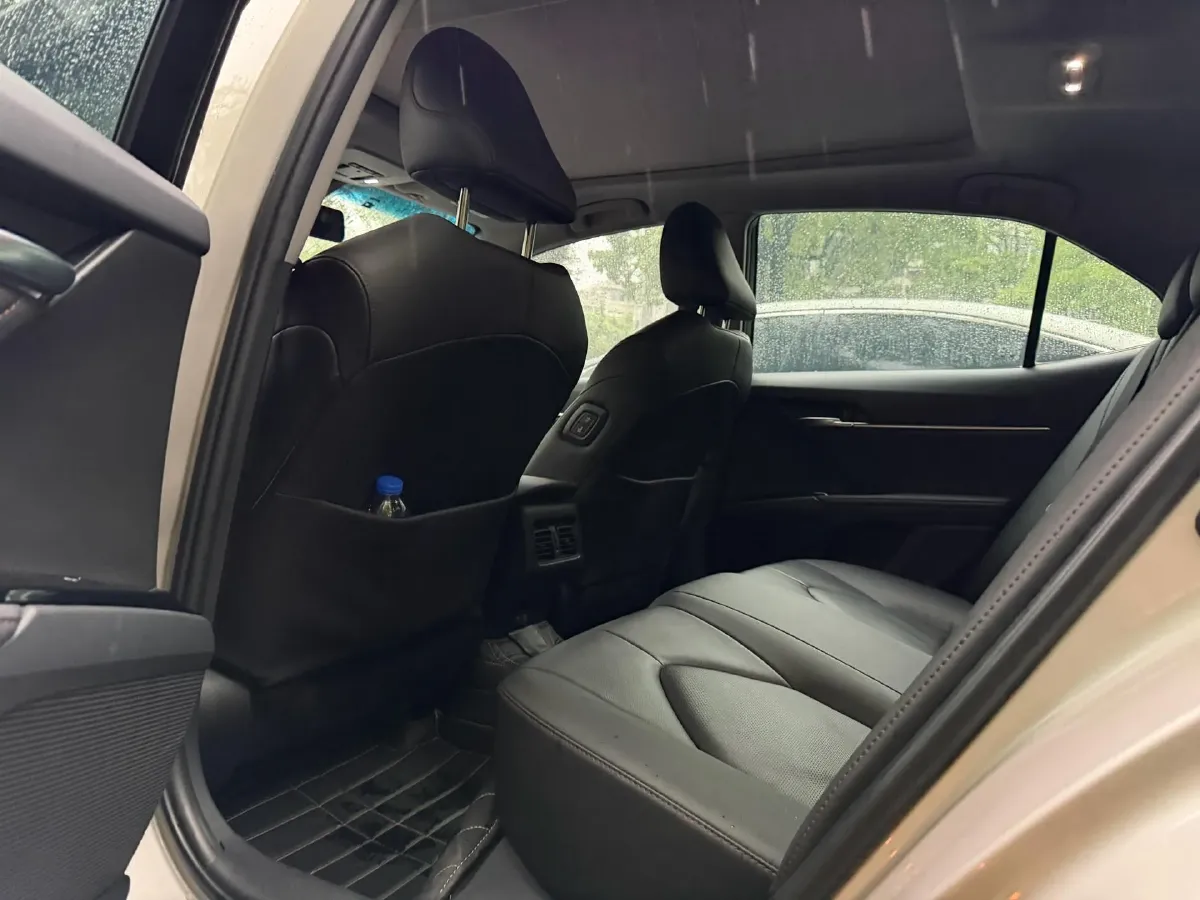 2019 Toyota Camry 2.5L 209HP L4 8AT,autocango,china used car exporter,china ev exporter,chinese used car exporter,chinese used ev exporter