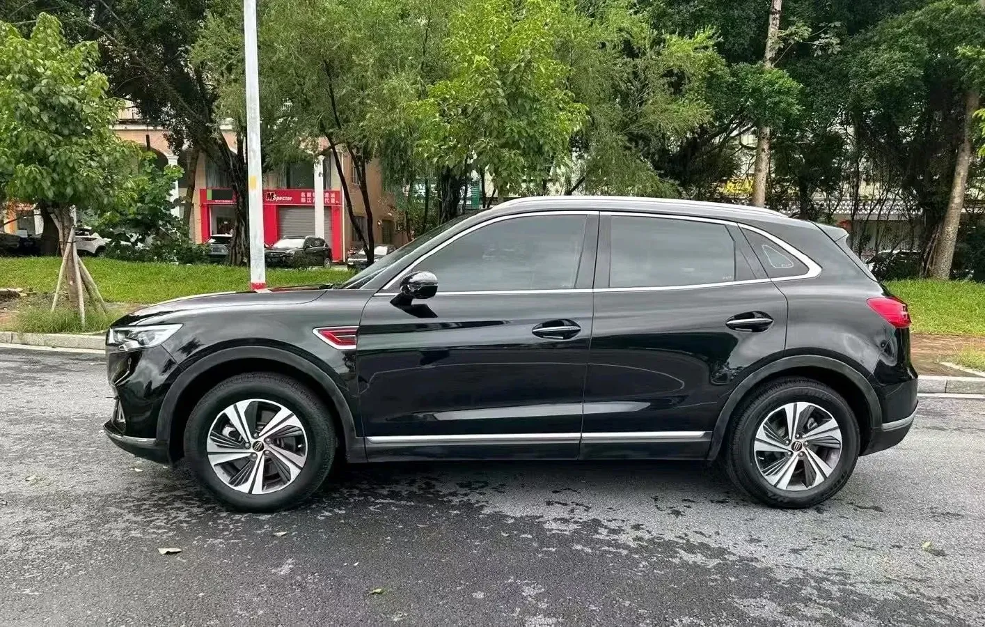 2019 HongQi HS5 2.0T 224HP L4 6AT,autocango,china used car exporter,china ev exporter,chinese used car exporter,chinese used ev exporter