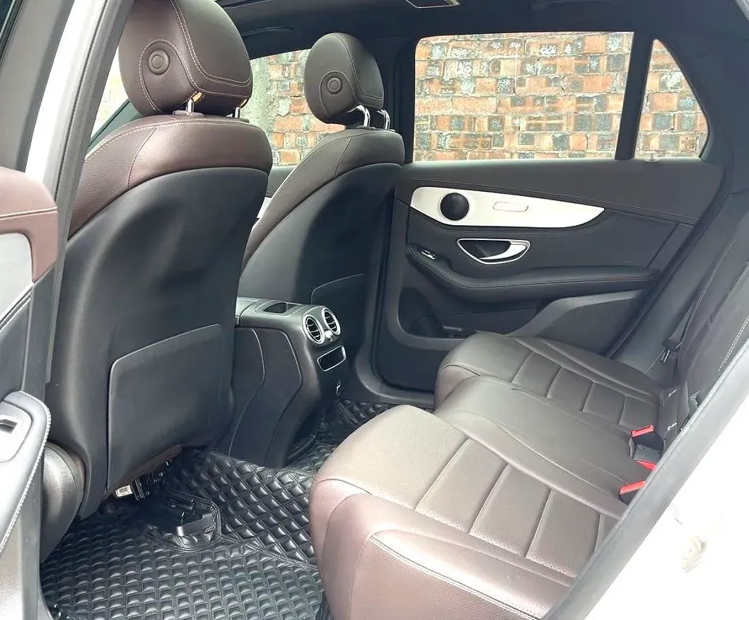 2021 Mercedes-Benz GLC Class 2.0T 197HP L4 9AT,autocango,china used car exporter,china ev exporter,chinese used car exporter,chinese used ev exporter