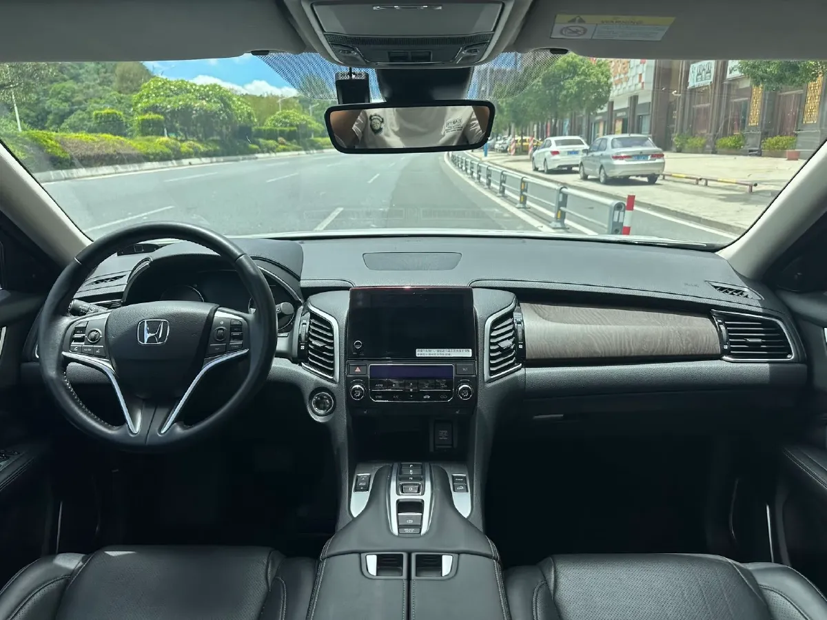 2020 Honda Avancier 2.0T 272HP L4 9AT,autocango,china used car exporter,china ev exporter,chinese used car exporter,chinese used ev exporter