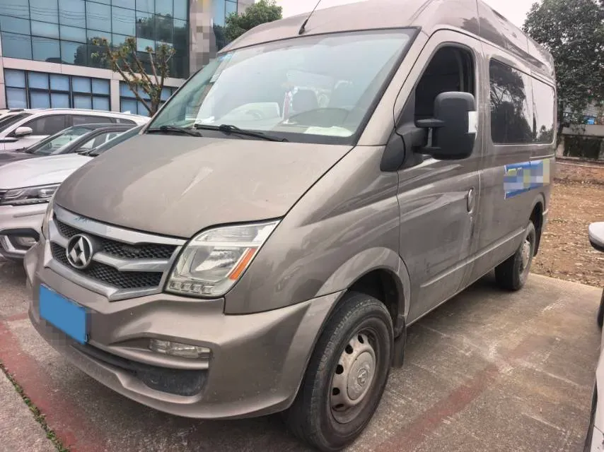 2013 MAXUS XinTu V80 2.5T 136HP L4 5MT,autocango,china used car exporter,china ev exporter,chinese used car exporter,chinese used ev exporter