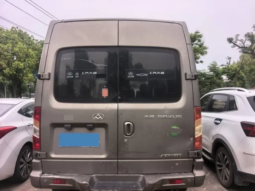 2013 MAXUS XinTu V80 2.5T 136HP L4 5MT,autocango,china used car exporter,china ev exporter,chinese used car exporter,chinese used ev exporter