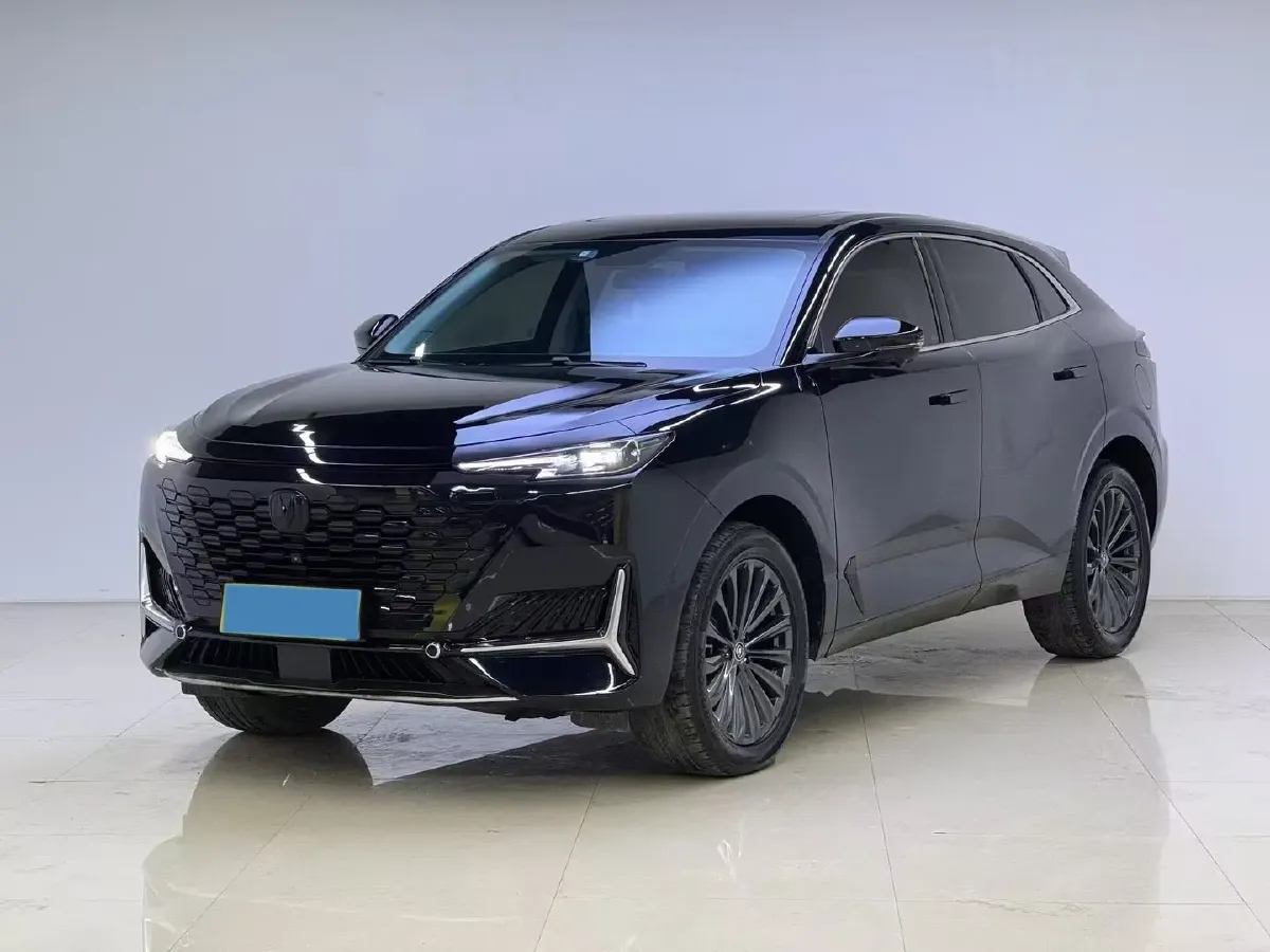 2021 ChangAn UNI-K 2.0T 233HP L4 8AT,autocango,china used car exporter,china ev exporter,chinese used car exporter,chinese used ev exporter