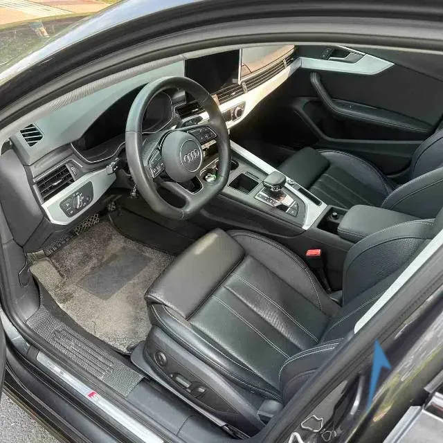 2022 Audi A4L 2.0T 190HP L4 7DCT,autocango,china used car exporter,china ev exporter,chinese used car exporter,chinese used ev exporter