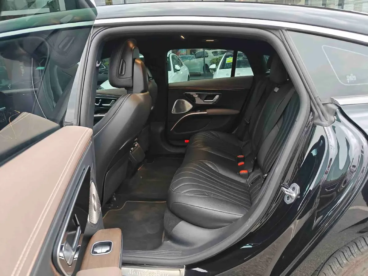 2022 Mercedes-Benz EQS Class BEV 111.8KWH,autocango,china used car exporter,china ev exporter,chinese used car exporter,chinese used ev exporter