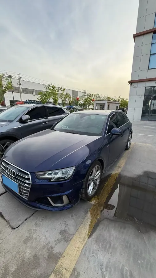 2020 Audi A4 2.0T 190HP L4 7DCT,autocango,china used car exporter,china ev exporter,chinese used car exporter,chinese used ev exporter