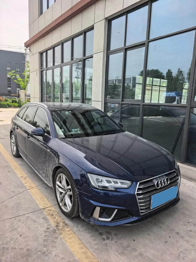 2020 Audi A4 2.0T 190HP L4 7DCT,autocango,china used car exporter,china ev exporter,chinese used car exporter,chinese used ev exporter