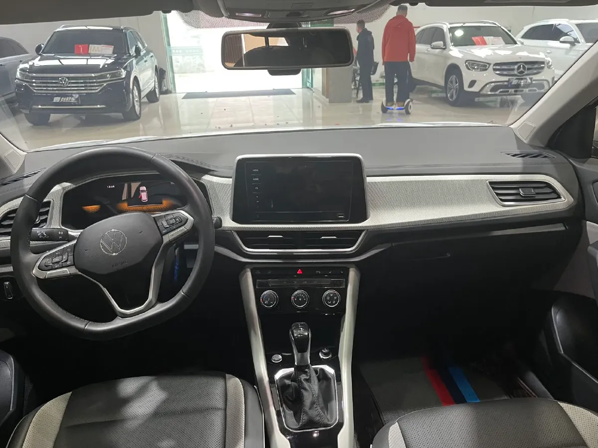 2023 Volkswagen T-Roc 1.4T 150HP L4 7DCT,autocango,china used car exporter,china ev exporter,chinese used car exporter,chinese used ev exporter