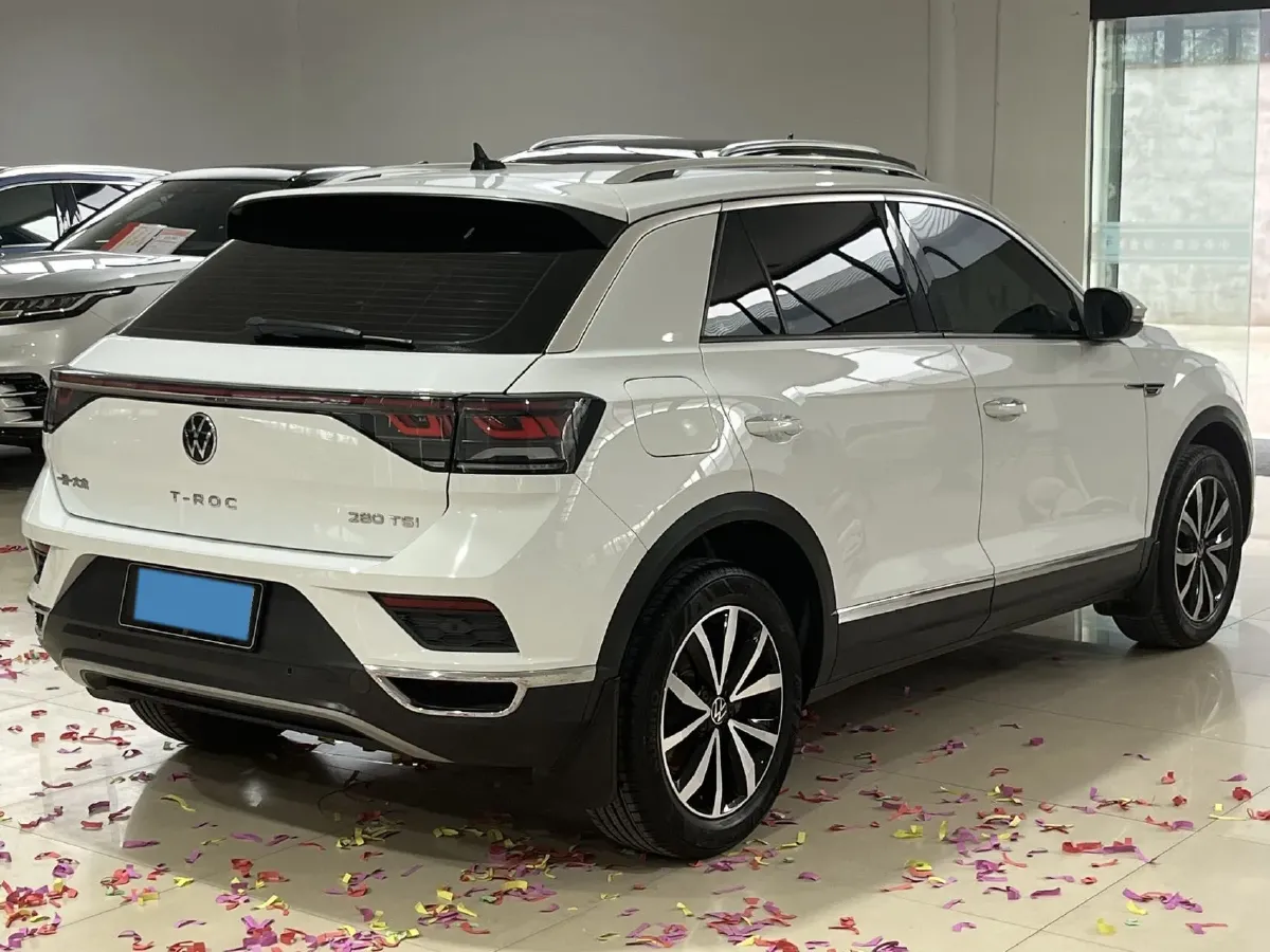 2023 Volkswagen T-Roc 1.4T 150HP L4 7DCT,autocango,china used car exporter,china ev exporter,chinese used car exporter,chinese used ev exporter