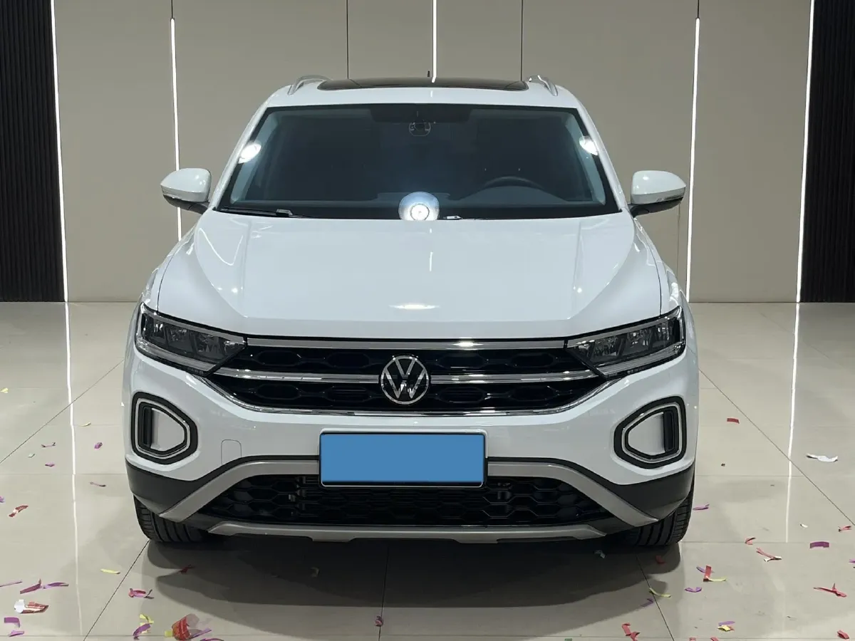 2023 Volkswagen T-Roc 1.4T 150HP L4 7DCT,autocango,china used car exporter,china ev exporter,chinese used car exporter,chinese used ev exporter