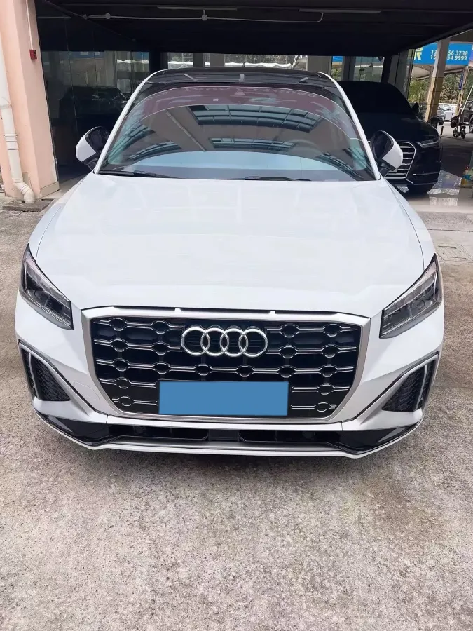 2023 Audi Q2L 1.5T 160HP L4 7DCT,autocango,china used car exporter,china ev exporter,chinese used car exporter,chinese used ev exporter