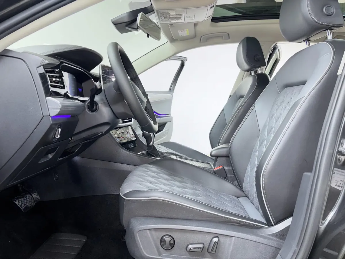 2023 Volkswagen Sagitar 1.4T 150HP L4 7DCT,autocango,china used car exporter,china ev exporter,chinese used car exporter,chinese used ev exporter