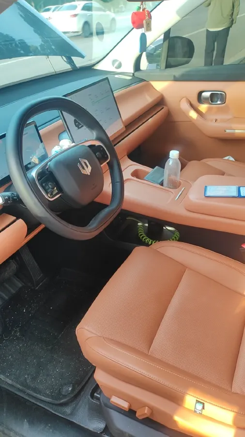 2024 Leapmotor C16 1.5L 95HP L4 REEV 28.4KWH,autocango,china used car exporter,china ev exporter,chinese used car exporter,chinese used ev exporter