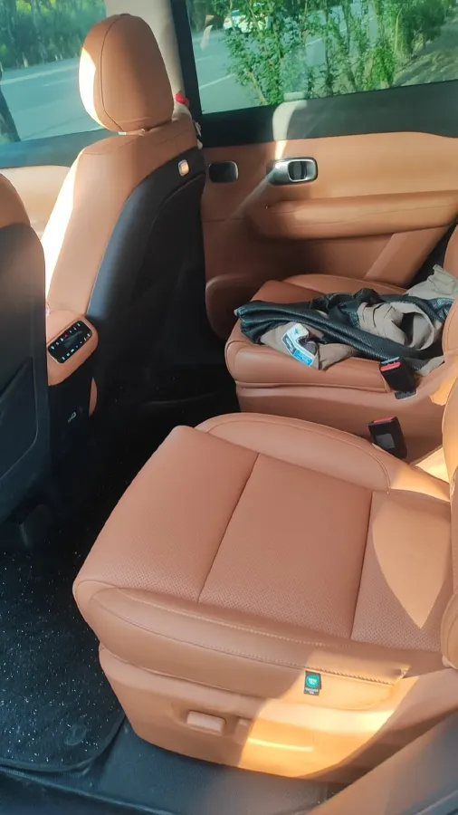 2024 Leapmotor C16 1.5L 95HP L4 REEV 28.4KWH,autocango,china used car exporter,china ev exporter,chinese used car exporter,chinese used ev exporter