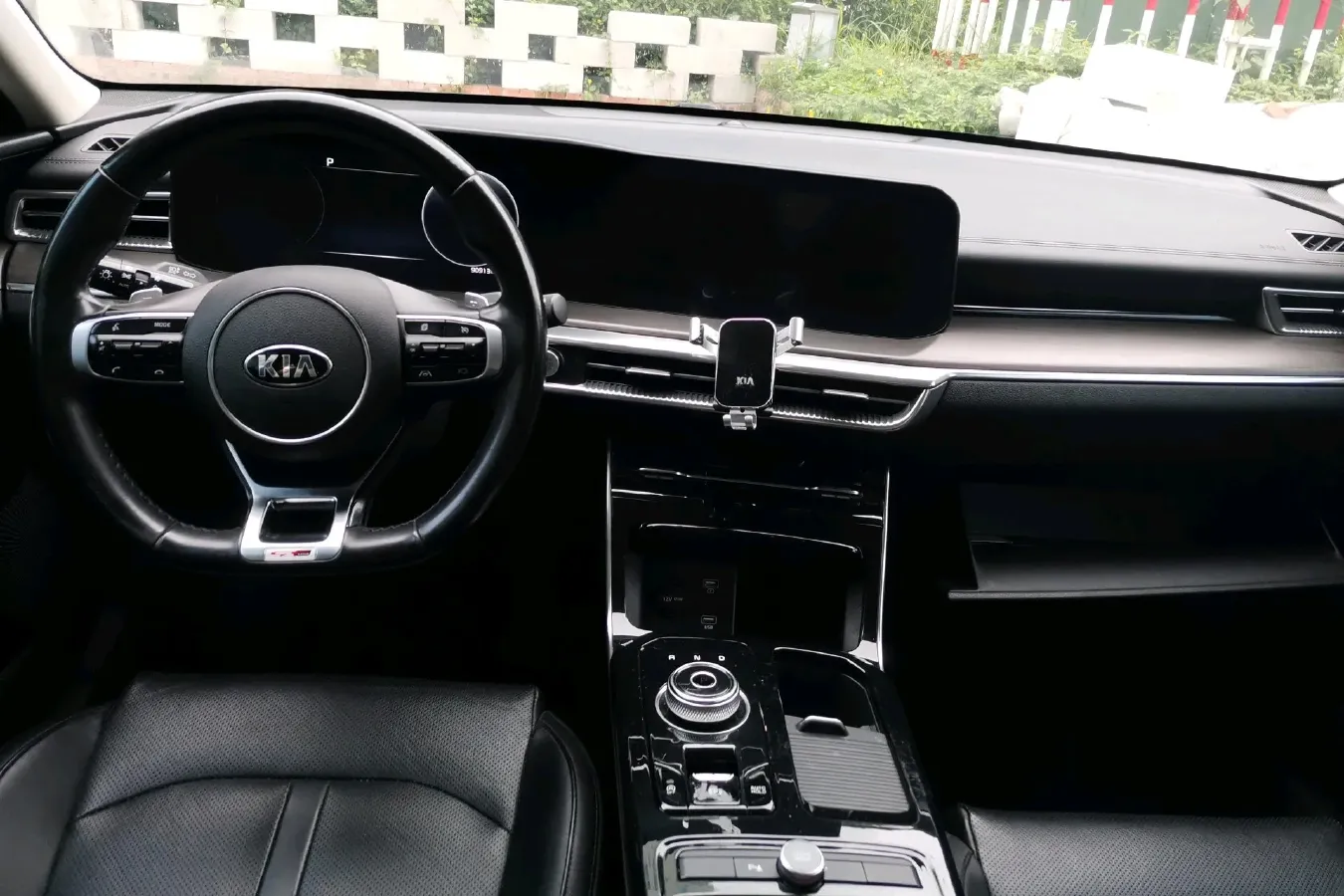 2020 Kia K5 2.0T 240HP L4 8AT,autocango,china used car exporter,china ev exporter,chinese used car exporter,chinese used ev exporter