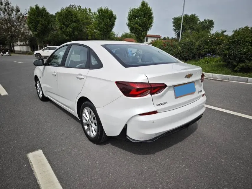 2024 Chevrolet Monza 1.5L 113HP L4 6DCT,autocango,china used car exporter,china ev exporter,chinese used car exporter,chinese used ev exporter