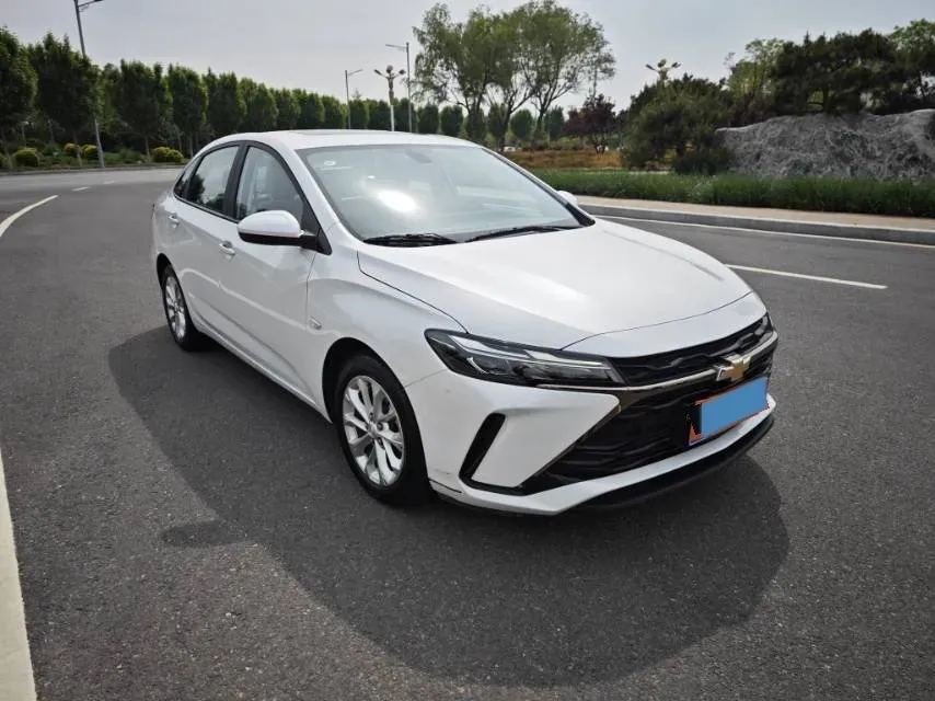 2024 Chevrolet Monza 1.5L 113HP L4 6DCT,autocango,china used car exporter,china ev exporter,chinese used car exporter,chinese used ev exporter