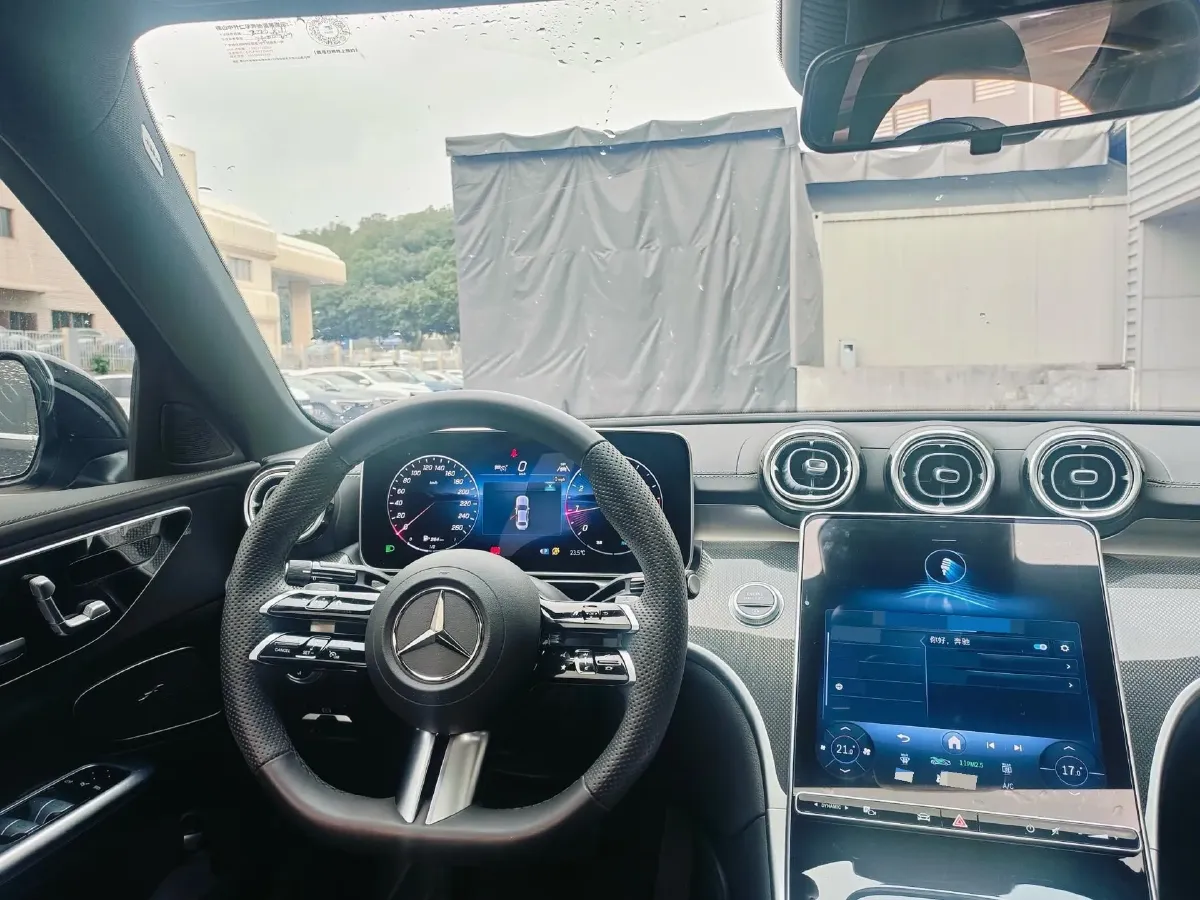 2025 Mercedes-Benz C Class 1.5T 204HP L4 9AT,autocango,china used car exporter,china ev exporter,chinese used car exporter,chinese used ev exporter