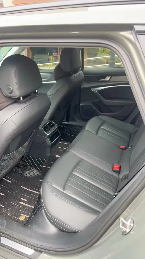 2022 Audi A6 2.0T 190HP L4 7DCT,autocango,china used car exporter,china ev exporter,chinese used car exporter,chinese used ev exporter