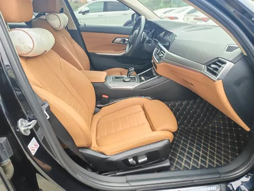 2020 BMW 3 Series 2.0T 184HP L4 8AT,autocango,china used car exporter,china ev exporter,chinese used car exporter,chinese used ev exporter