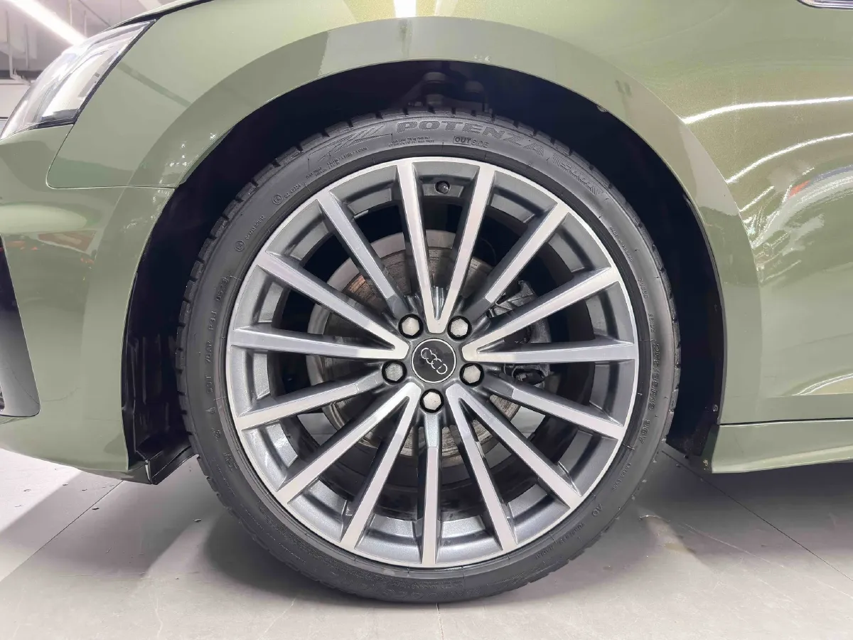 2024 Audi A5 2.0T 204HP L4 7DCT,autocango,china used car exporter,china ev exporter,chinese used car exporter,chinese used ev exporter