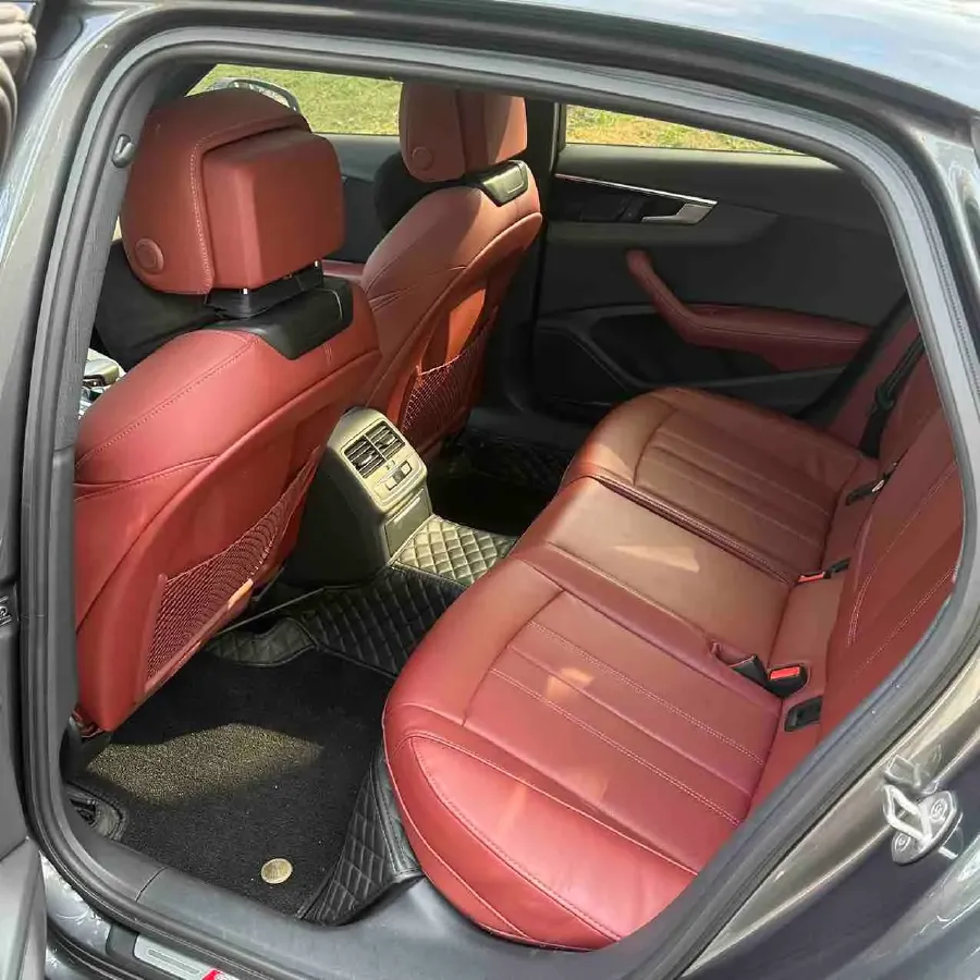 2023 Audi A4L 2.0T 190HP L4 7DCT,autocango,china used car exporter,china ev exporter,chinese used car exporter,chinese used ev exporter