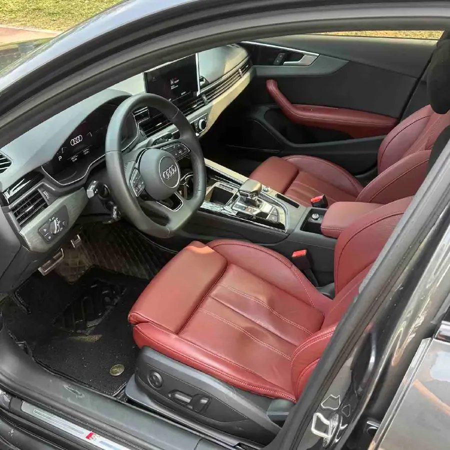 2023 Audi A4L 2.0T 190HP L4 7DCT,autocango,china used car exporter,china ev exporter,chinese used car exporter,chinese used ev exporter