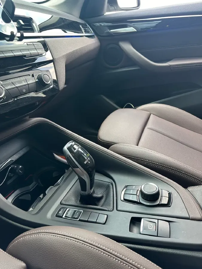 2020 BMW X1 1.5T 140HP L3 7DCT,autocango,china used car exporter,china ev exporter,chinese used car exporter,chinese used ev exporter