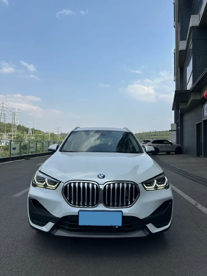 2020 BMW X1 1.5T 140HP L3 7DCT,autocango,china used car exporter,china ev exporter,chinese used car exporter,chinese used ev exporter