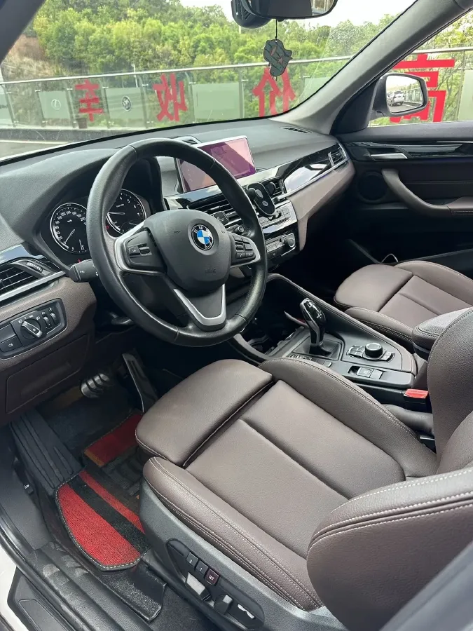2020 BMW X1 1.5T 140HP L3 7DCT,autocango,china used car exporter,china ev exporter,chinese used car exporter,chinese used ev exporter