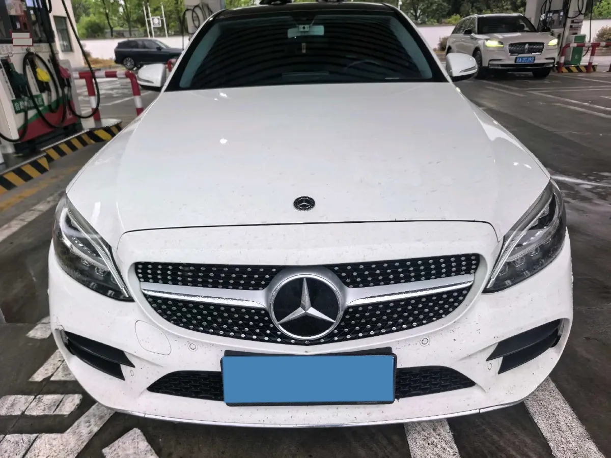 2020 Mercedes-Benz C Class 1.5T 184HP L4 9AT,autocango,china used car exporter,china ev exporter,chinese used car exporter,chinese used ev exporter