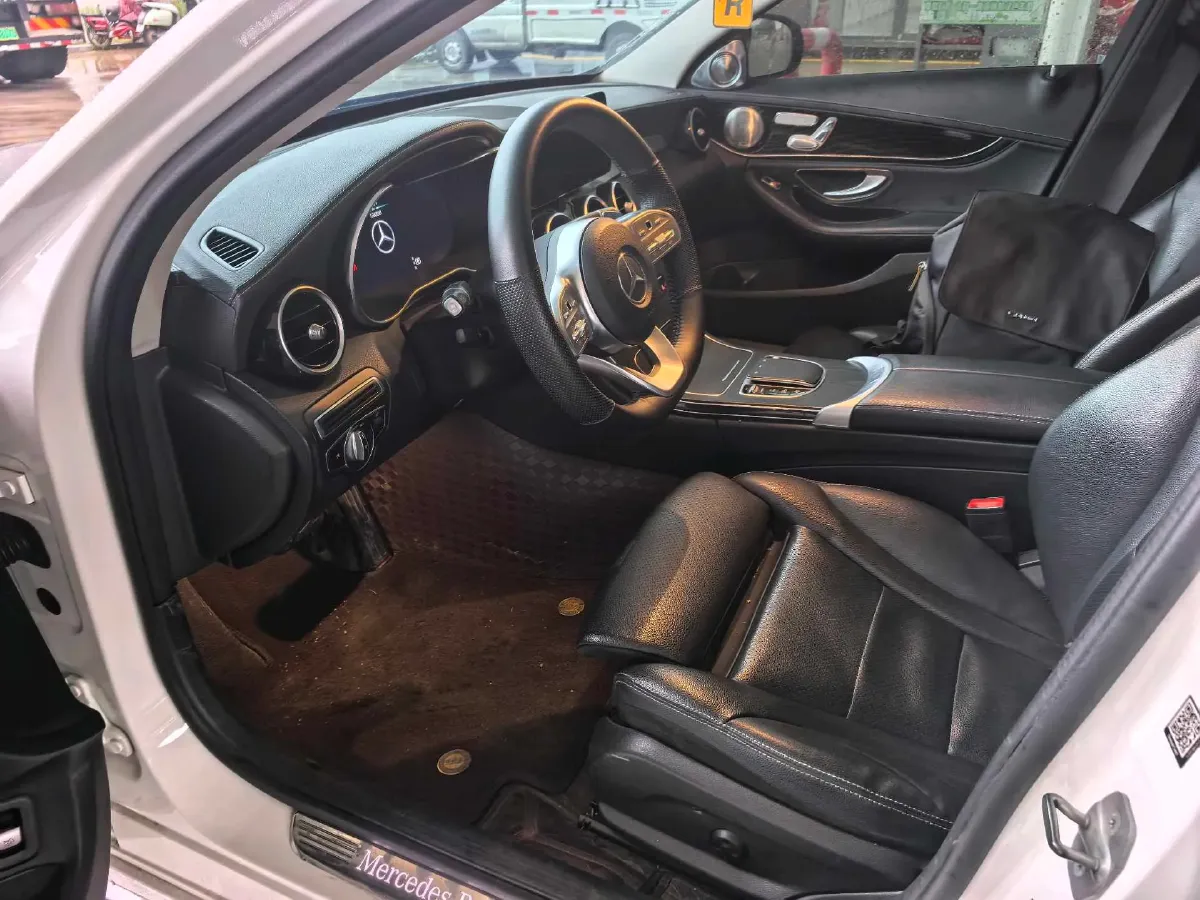 2020 Mercedes-Benz C Class 1.5T 184HP L4 9AT,autocango,china used car exporter,china ev exporter,chinese used car exporter,chinese used ev exporter