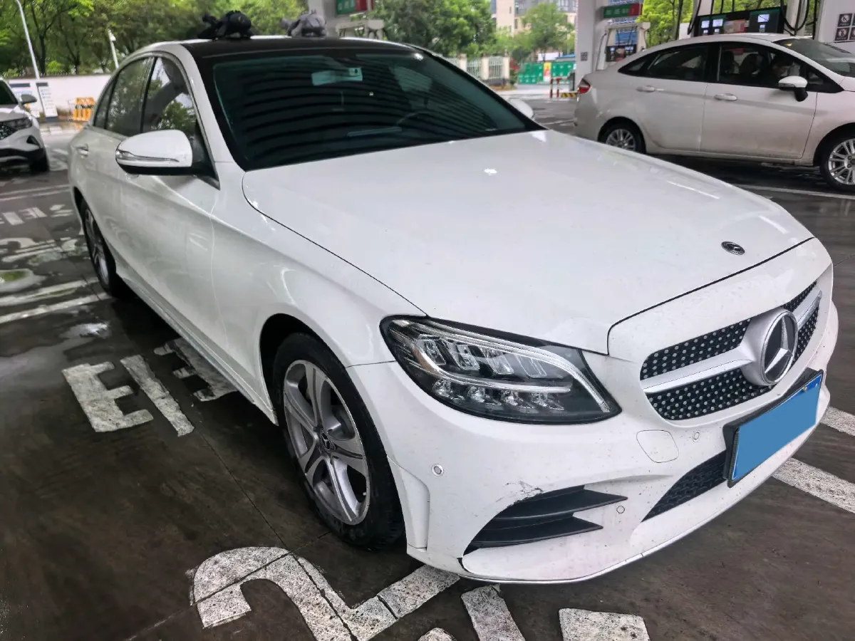 2020 Mercedes-Benz C Class 1.5T 184HP L4 9AT,autocango,china used car exporter,china ev exporter,chinese used car exporter,chinese used ev exporter