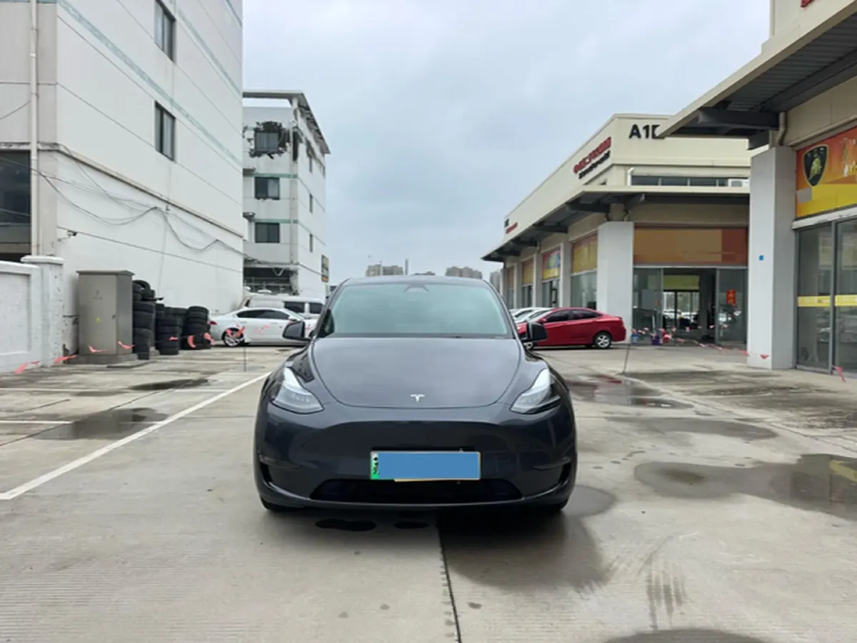 2024 Tesla Model Y BEV 78.4KWH,autocango,china used car exporter,china ev exporter,chinese used car exporter,chinese used ev exporter