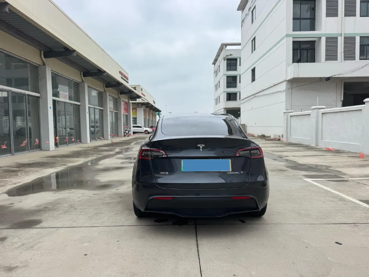 2024 Tesla Model Y BEV 78.4KWH,autocango,china used car exporter,china ev exporter,chinese used car exporter,chinese used ev exporter