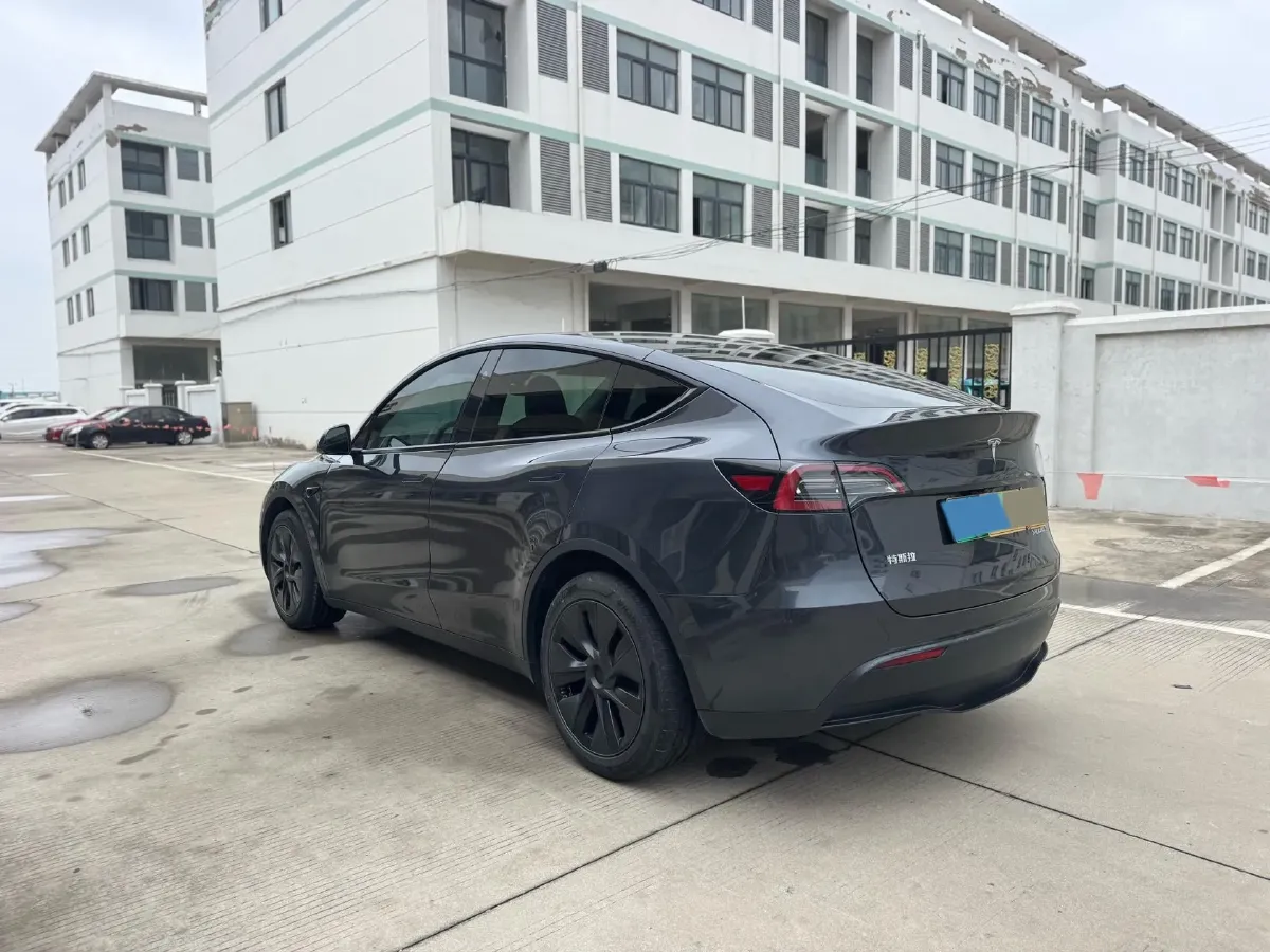 2024 Tesla Model Y BEV 78.4KWH,autocango,china used car exporter,china ev exporter,chinese used car exporter,chinese used ev exporter