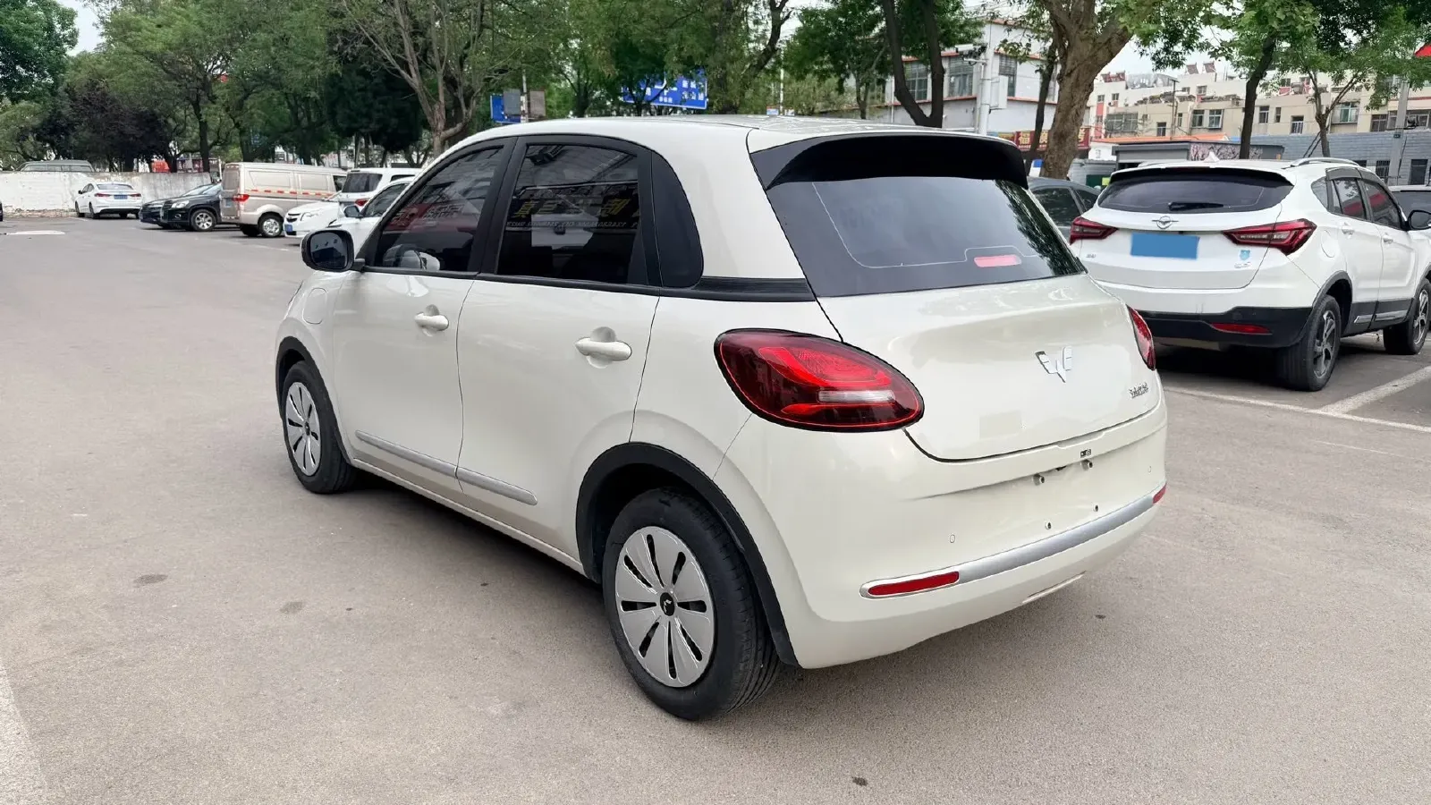 2023 WuLing BinGuo BEV 31.9KWH,autocango,china used car exporter,china ev exporter,chinese used car exporter,chinese used ev exporter