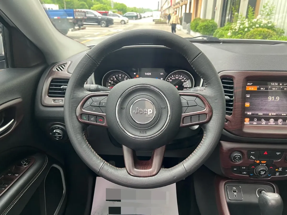 2017 Jeep Compass 1.4T 165HP L4 7DCT,autocango,china used car exporter,china ev exporter,chinese used car exporter,chinese used ev exporter