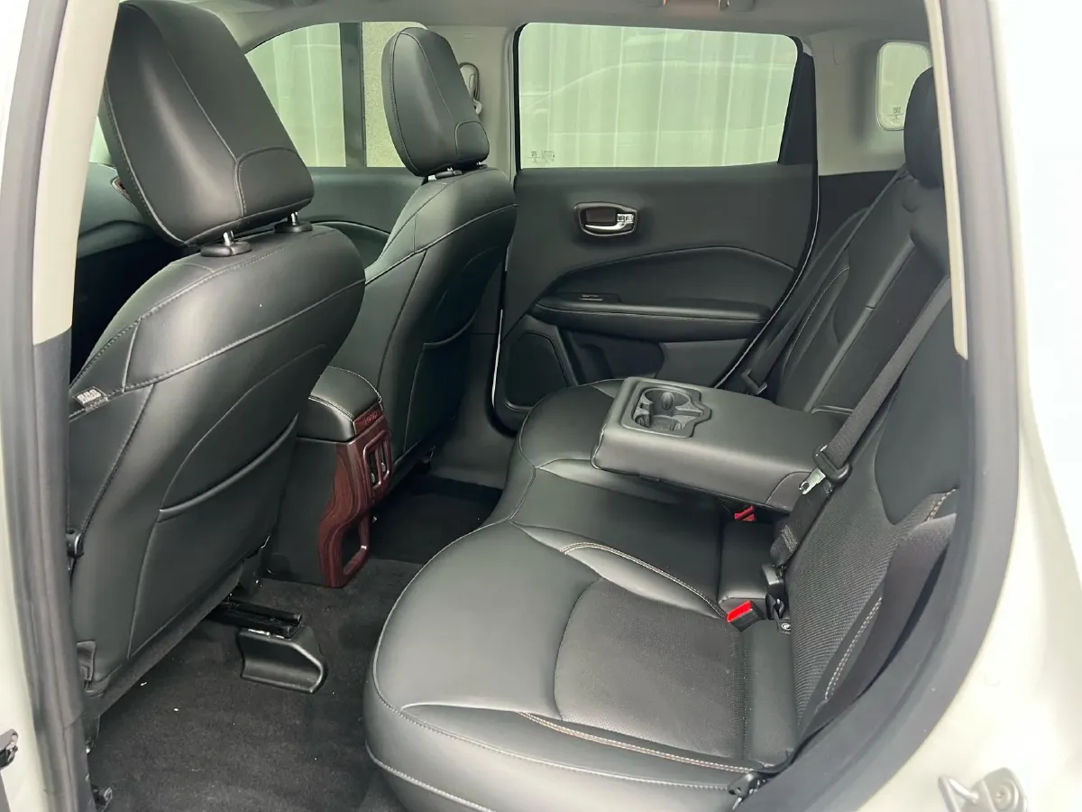 2017 Jeep Compass 1.4T 165HP L4 7DCT,autocango,china used car exporter,china ev exporter,chinese used car exporter,chinese used ev exporter