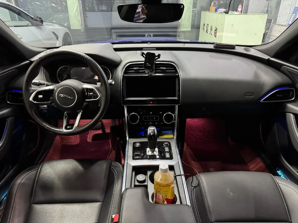 2020 Jaguar XEL 2.0T 200HP L4 8AT,autocango,china used car exporter,china ev exporter,chinese used car exporter,chinese used ev exporter