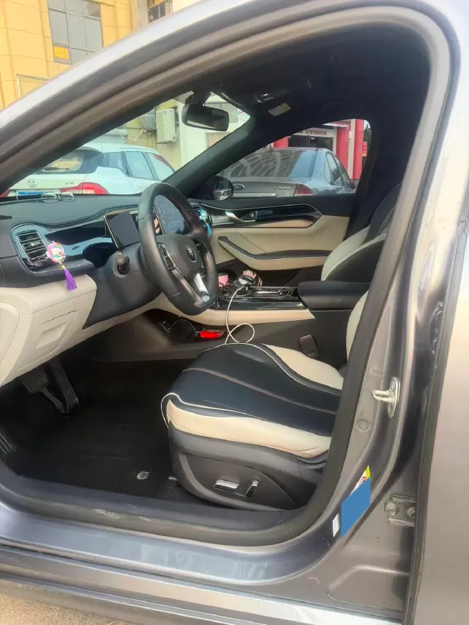 2021 Haval F7 1.5T 169HP L4 7DCT,autocango,china used car exporter,china ev exporter,chinese used car exporter,chinese used ev exporter