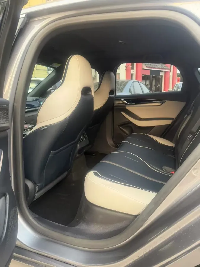 2021 Haval F7 1.5T 169HP L4 7DCT,autocango,china used car exporter,china ev exporter,chinese used car exporter,chinese used ev exporter