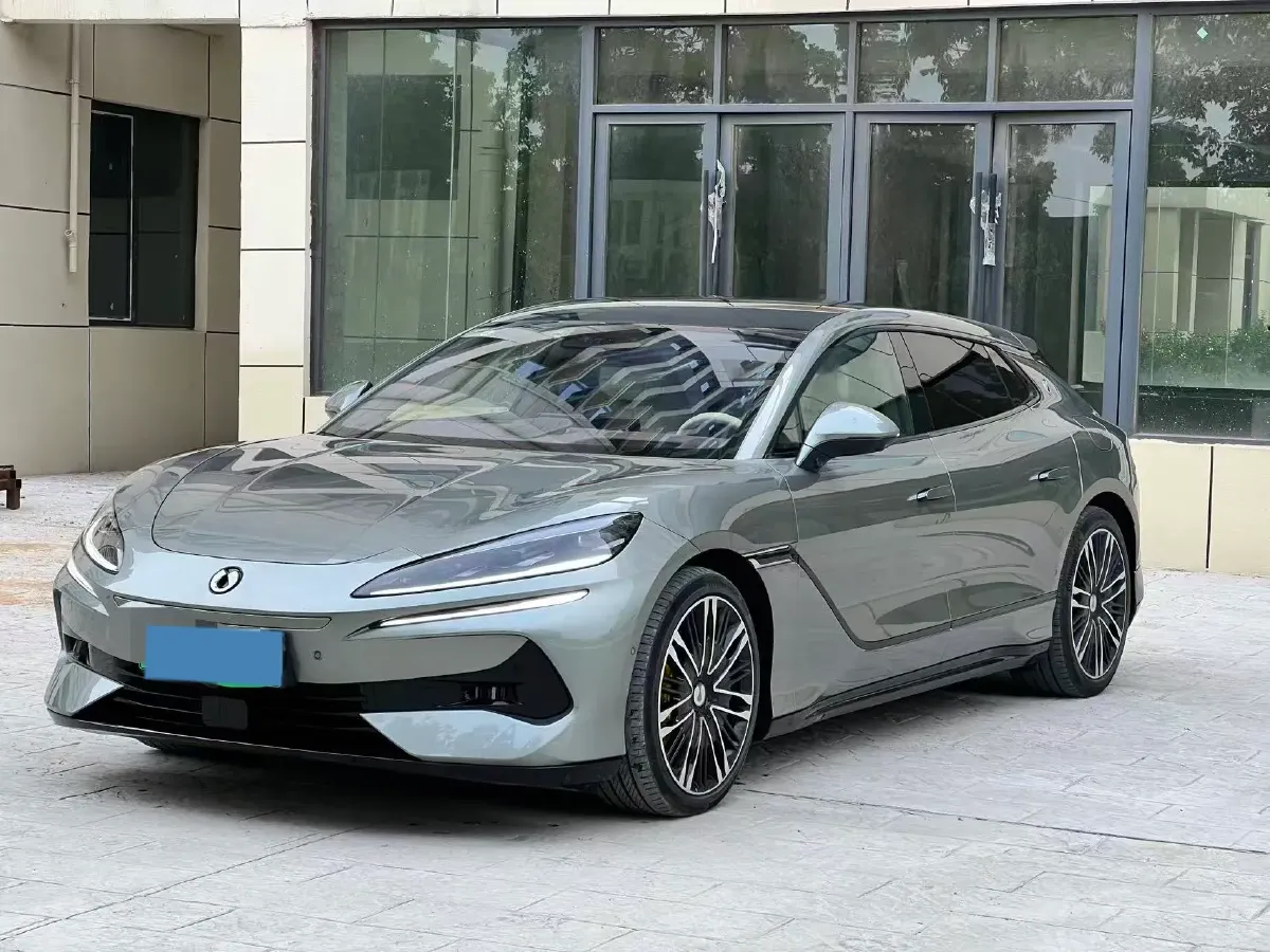 2024 Denza DenzaZ9GT 2.0T 207HP L4 E-CVT PHEV 38.5KWH,autocango,china used car exporter,china ev exporter,chinese used car exporter,chinese used ev exporter