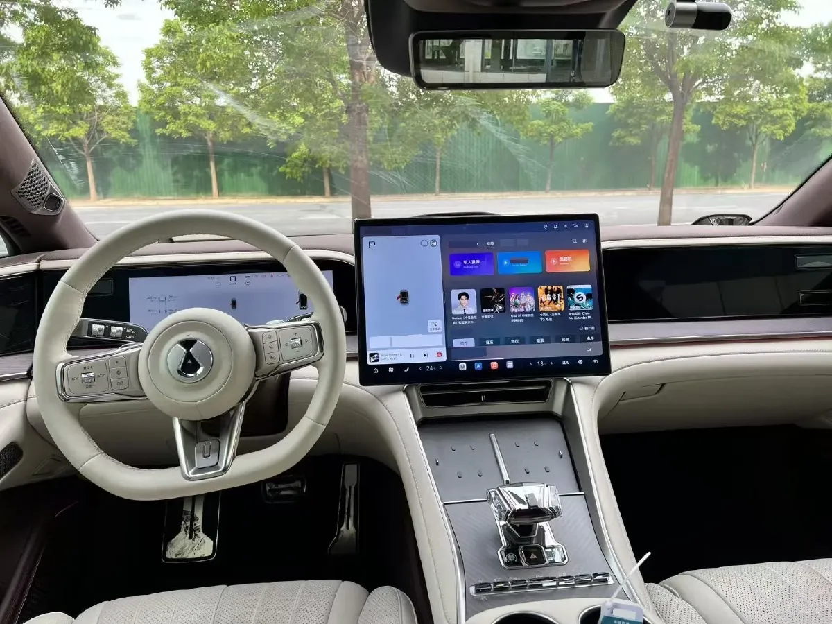 2024 Denza DenzaZ9GT 2.0T 207HP L4 E-CVT PHEV 38.5KWH,autocango,china used car exporter,china ev exporter,chinese used car exporter,chinese used ev exporter