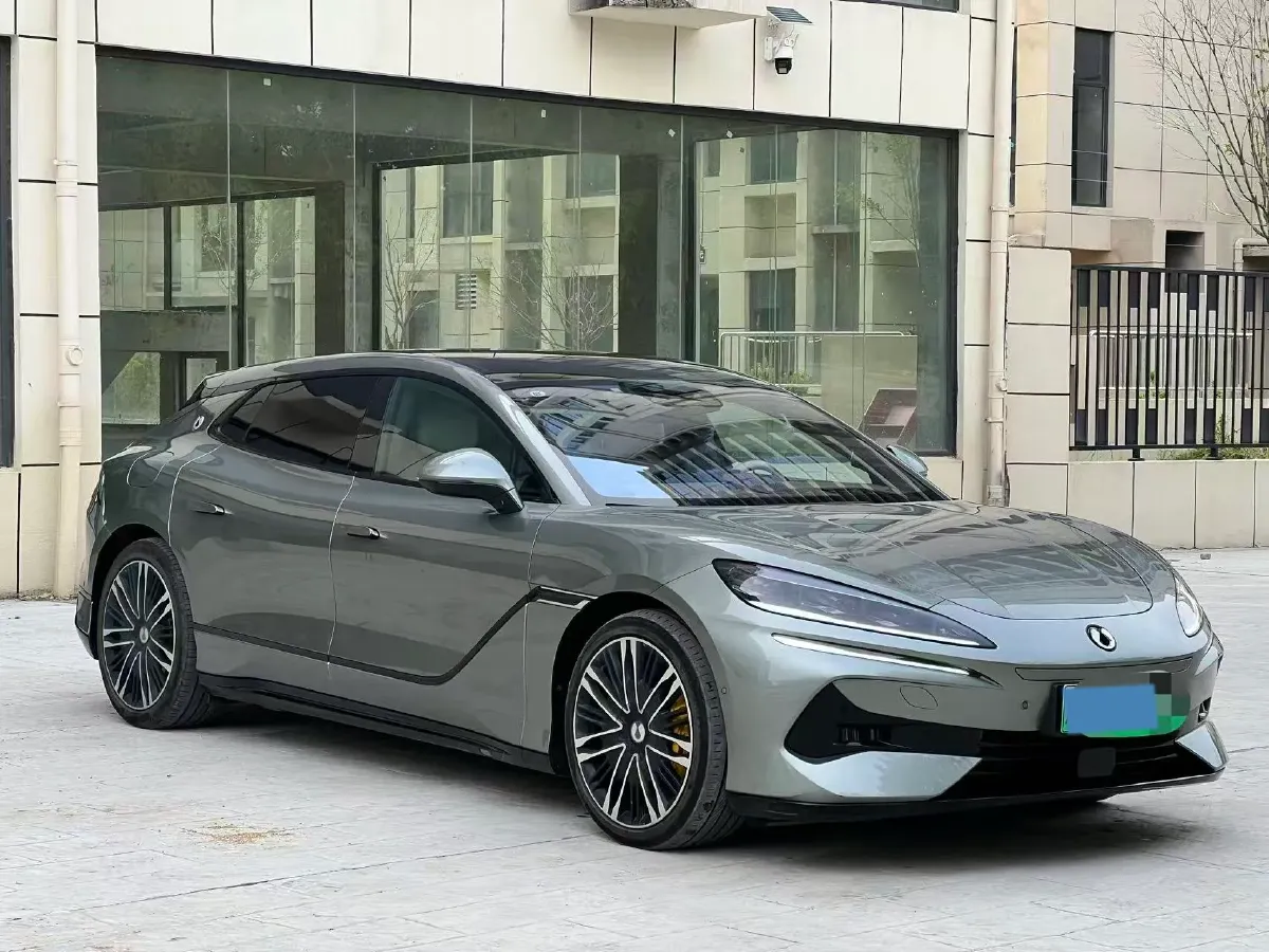 2024 Denza DenzaZ9GT 2.0T 207HP L4 E-CVT PHEV 38.5KWH,autocango,china used car exporter,china ev exporter,chinese used car exporter,chinese used ev exporter